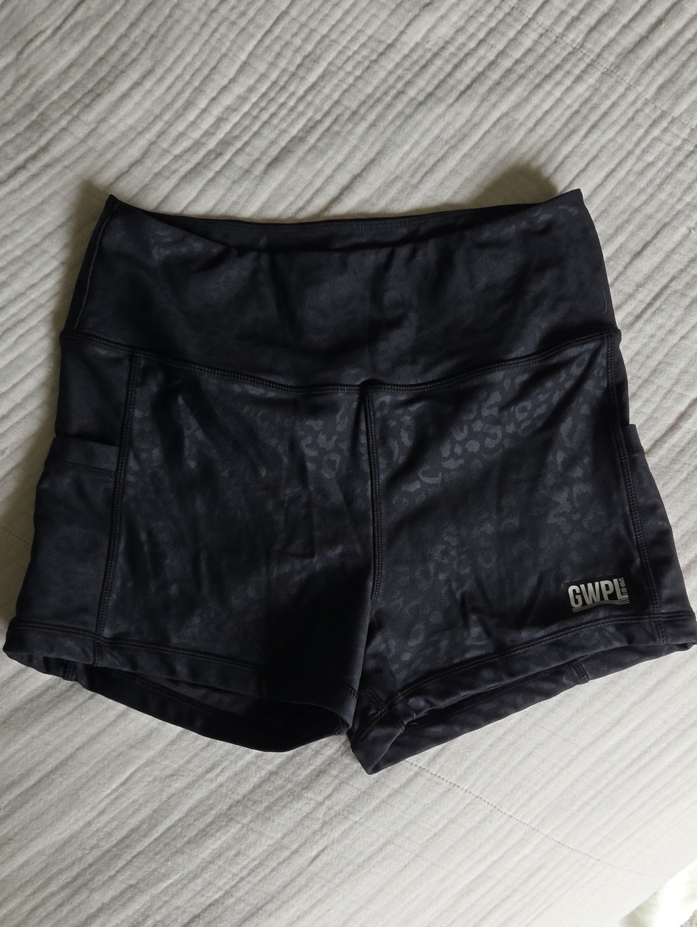 GWPL Black Leopard Print High-Waist Athletic Shorts With Pockets